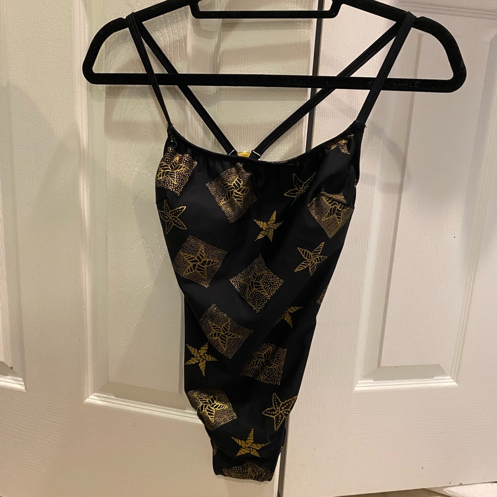 La Blanka … beautiful sexy one piece. NWOT
